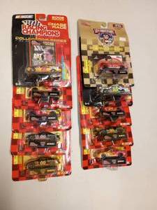 lot 621 image: Racing Champions 164th Scale Die Cast Cars
