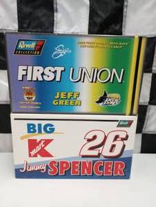 lot 647 image: Revell 124th Scale Die Cast Cars