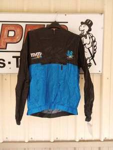 lot 667 image: Chase Authentic M&Ms #38 Coat