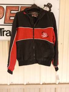 lot 668 image: Chase Authentic Medium Dale Earnhardt #3 Coat