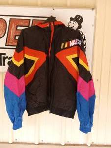 lot 681 image: Chase Authentic X-Large Nascar Jacket