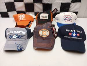 lot 695 image: Assorted Nascar Adjustable Caps