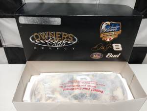 lot 701 image: Owners Club Select Dale Earnhardt Jr. #8 Budweiser Camo  American Heroes 124th Scale Die Cast Car
