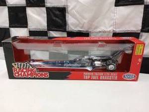 lot 745 image: Racing Champions Premiere Edition Vavoline top fuel dragster 124th Scale Die Cast