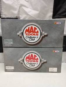 lot 759 image: Mac Tools 124th Scale Die Cast Cars