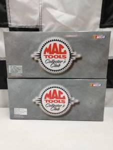 lot 760 image: Mac Tools 124th Scale Die Cast Cars