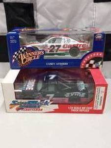 lot 765 image: Winners Circle & Super Truck Series Craftsman 124th Scale Die Cast Cars