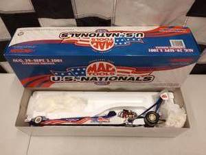 lot 811 image: Action Mac Tools U.S. Nationals 124th Scale Die Cast Top Fuel Dragster