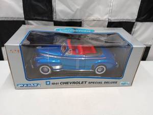 lot 842 image: Welly 1941 Chevrolet Special Deluxe 118th Scale Die Cast Car