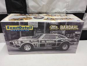 lot 851 image: Exact Detail Mr. Bardahl  118th Scale Die Cast Car