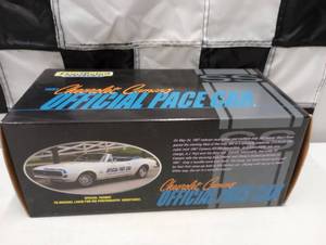 lot 852 image: Exact Detail Chevrolet Camaro SS Official Pace Car 118th Scale Die Cast Car