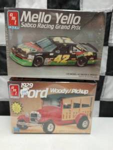 lot 875 image: Ertl AMT 125th Scale Model Kits
