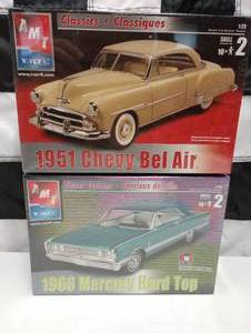 lot 883 image: AMT125th Scale Model Kits