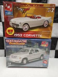 lot 887 image: AMT125th Scale Model Kits