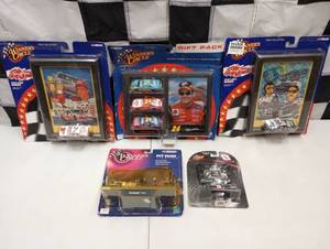lot 907 image: Winners Circle Gift Packs, Dale Earnhardt Pulling In, Pictures With 164th Scale Die Cast Cars