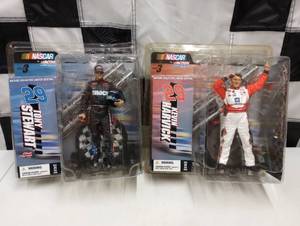 lot 937 image: Action McFarlane Action Figures