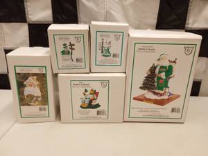 lot 942 image: Nascar Memory Company Christmas Ornaments & Figures