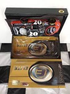 lot 732 image: Action Elite Clint Bowyer #07 Jack Daniels  Country Cocktails 124th Scale Die Cast Car