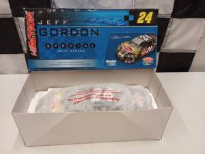 lot 1035 image: Action Special Paint Scheme Jeff Gordon #24 DuPont  Foose Custom 124th Scale Die Cast Car