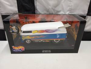 lot 1068 image: Hot Wheels Customized VW Drag Bus 118th Scale Die Cast Car