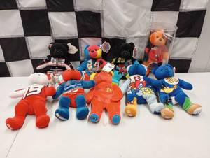 lot 1090 image: Lot Of Assorted Nascar Beanie Babies