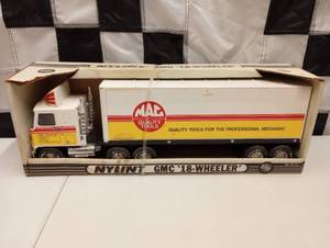 lot 1098 image: Nylint Pressed Steel Mac Tools GMC 18 Wheeler