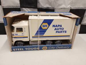 lot 1105 image: Vintage Nylint Napa Auto Parts Pressed Steel Delivery Truck