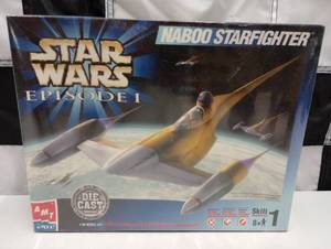 lot 1129 image: AMT Die Cast Model Star Wars Episode 1 Naboo Starfighter