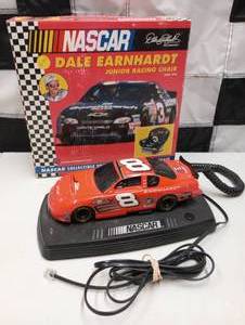 lot 1147 image: Earnhardt Phone & Blowup Chair