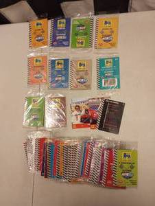 lot 1161 image: (28) Unopened Packs of 1992 Food Lion Racing Cards.