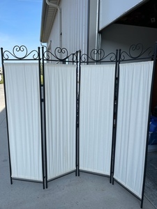 lot 35 image: Room Divider