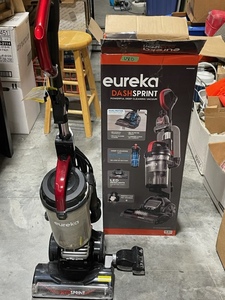 lot 53 image: Eureka Dash Sprint Vacuum Cleaner