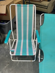 lot 61 image: Beach Chair and Lounger