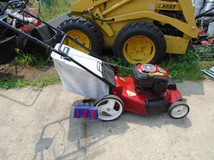 Craftsman self propelled mower with bag. Lightly used. Tested & works. As shown.