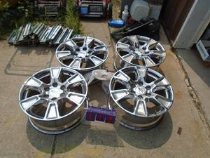 Qty of 4 18 Ford aluminum rims. 6 x 135. 2004-2020. As shown