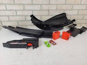 Mattel Sizzlers Race Track, Cars and Battery Packs