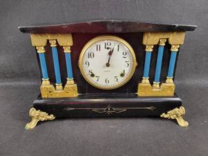 lot 253 image: Antique Gilbert Wind-Up Mantle Clock