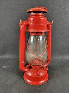lot 258 image: Vintage American Camper No. RK12 Lantern