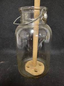 lot 259 image: 1933 Owens-Illinois 1 Gallon Butter Churn Glass Jar - Made in the Alton, Illinois Plant