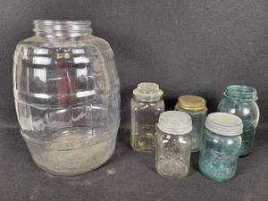 lot 336 image: Vintage Ball Jars and Large Barrell Glass Jar