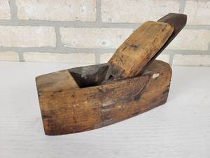 lot 343 image: ca. 1820s W. Butcher 2-18 Coffin Plane