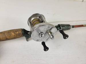 lot 349 image: Vintage Shakespeare Direct-O-Drive No. 1950 Model ED Baitcast Reel and Rod
