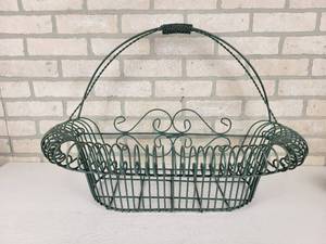 lot 354 image: Steel Rod Hanging Flower Basket
