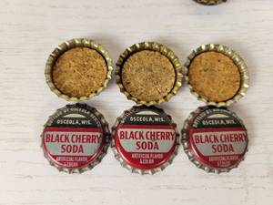 lot 357 image: (50) Vintage Unused Osceola Beverage Co. Black Cherry Soda Bottle Caps with Original Cork - Osceola, WI