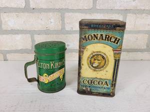 lot 371 image: Vintage MONARCH COCOA Tin and Elton Kirby Shaker