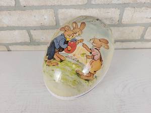 lot 392 image: Vintage NESTLER Papier Mache Easter Egg - Made in Germany