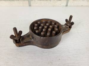 lot 398 image: Antique ADMASON MFG Co. Cast Iron Tire Repair Tool - Patent 1913