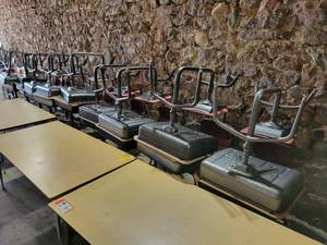 (20) Student Desks