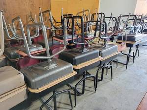 (24) Student Desks