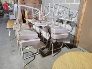 (8) Student Desks